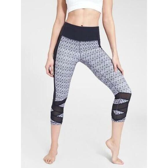 Athleta Print Mantra Capri Legging Womens XXS 2XS Navy Multi Criss Cross Mesh - Picture 13 of 15